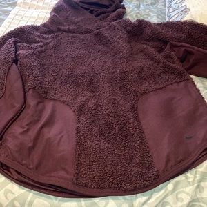 Nike Sherpa like pullover with hood